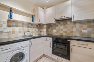 Photo 9- click for photo gallery